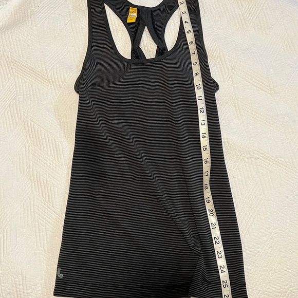 Cute cutout racerback striped workout tank - Picture 1 of 6